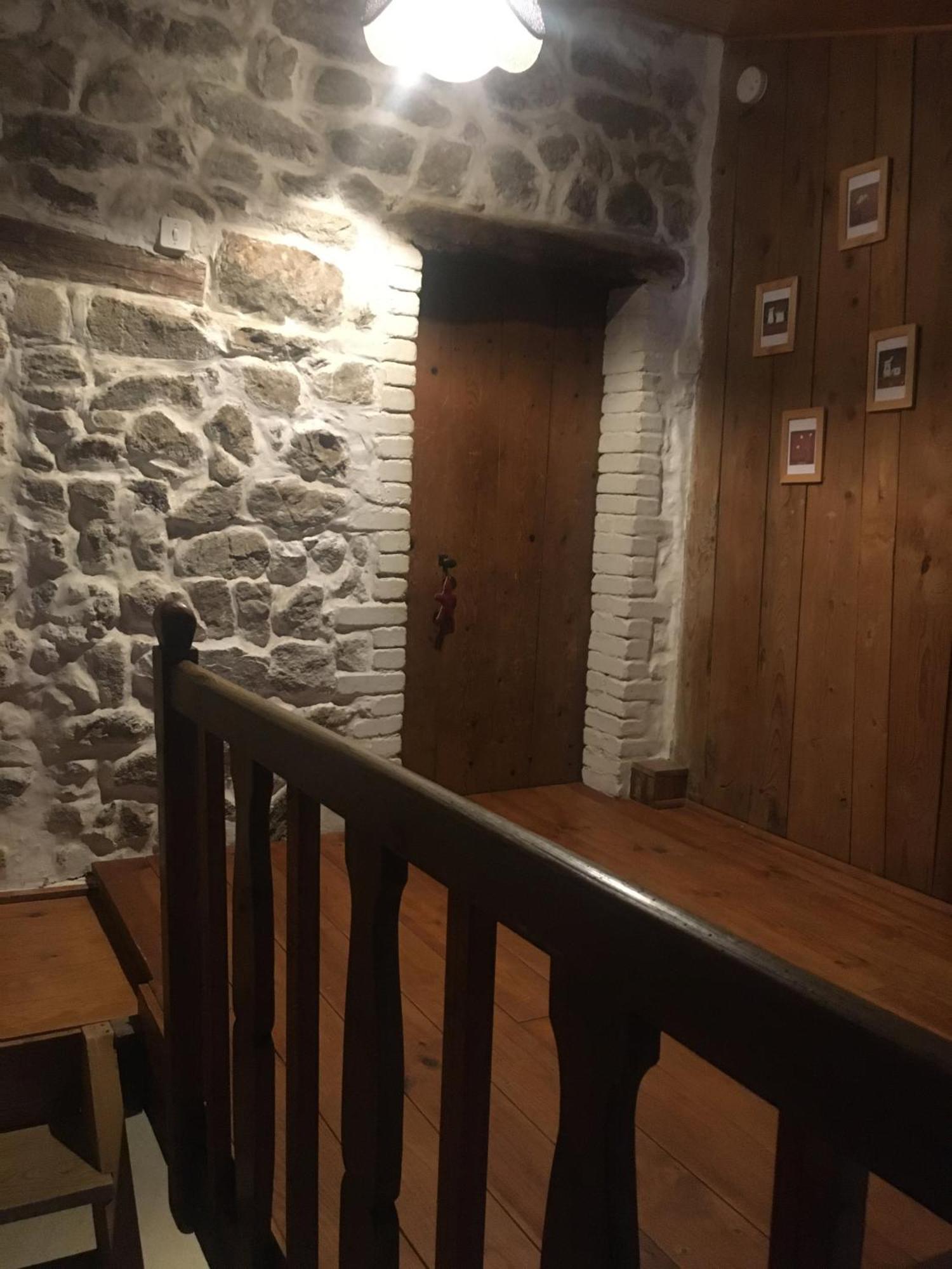 Gites De Gobertier Saint-Alban-d'Ay Eksteriør bilde